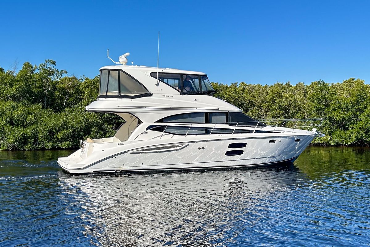 2015 Meridian 44 