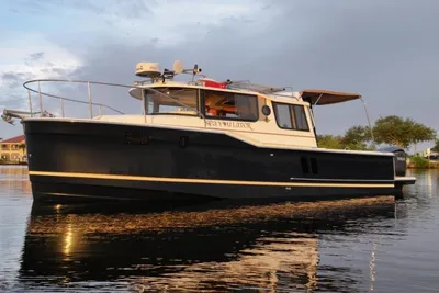 Ranger Tugs R-27