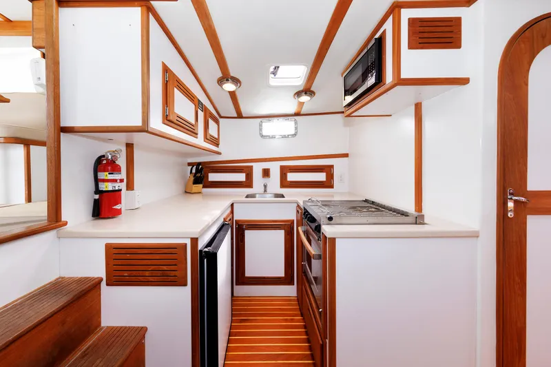 Luisa Yacht Photos Pics 