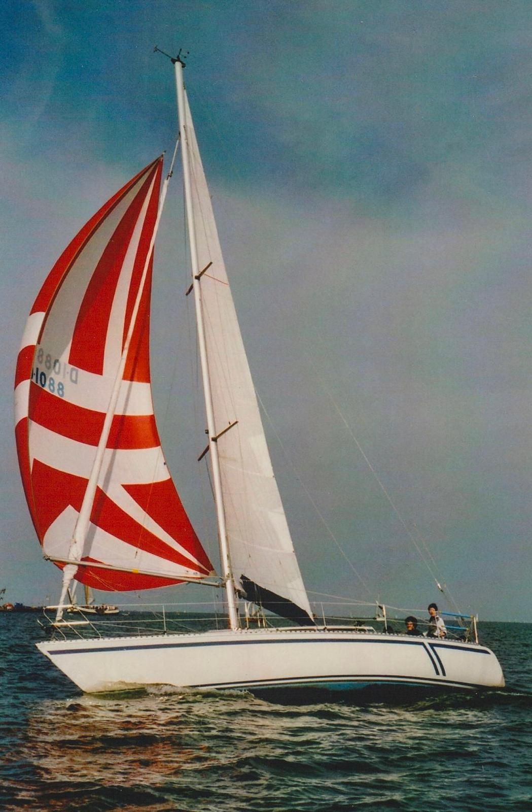 1980 Fly 34 Mosquito 104