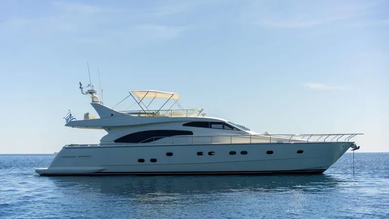 Ferretti 720 Fly Yacht Photos Pics 