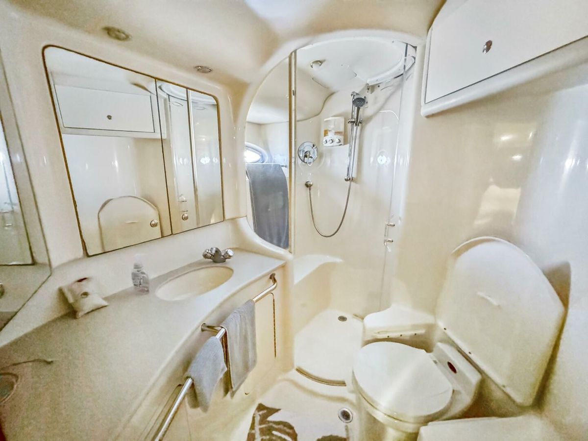 2003 Sea Ray 48 
