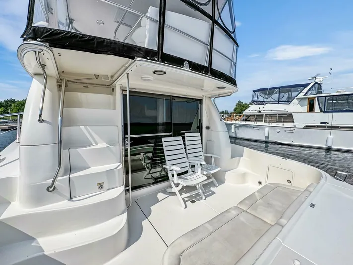 Island Seeker Yacht Photos Pics 2003 Sea Ray 48 Sedan Bridge - Image 23