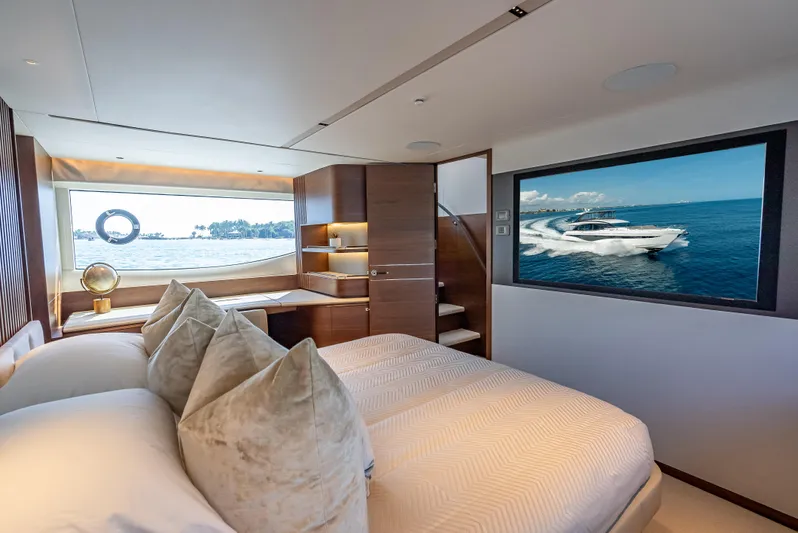 Iseablu Yacht Photos Pics 