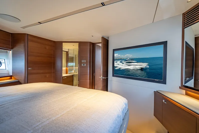 Iseablu Yacht Photos Pics 