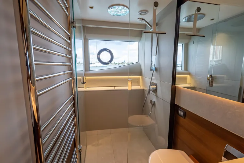 Iseablu Yacht Photos Pics 