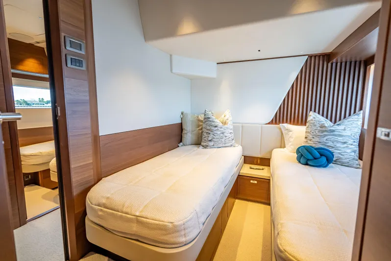 Iseablu Yacht Photos Pics 