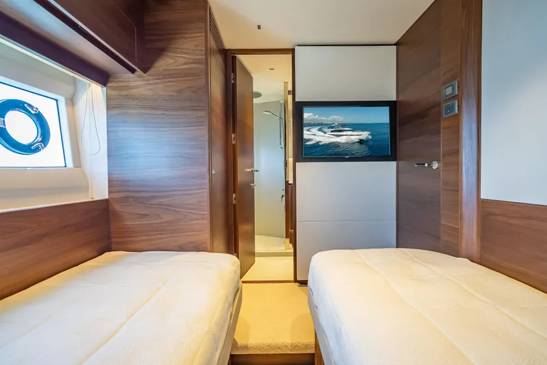 Iseablu Yacht Photos Pics 