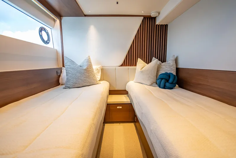 Iseablu Yacht Photos Pics 