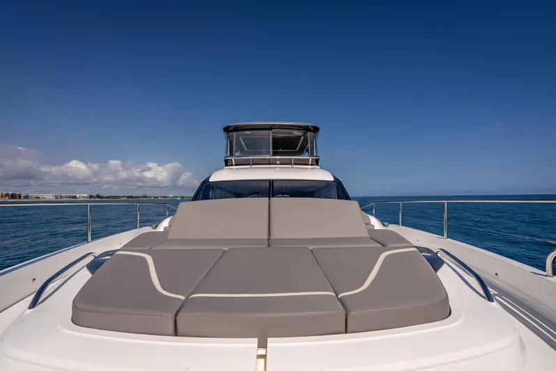 Iseablu Yacht Photos Pics 