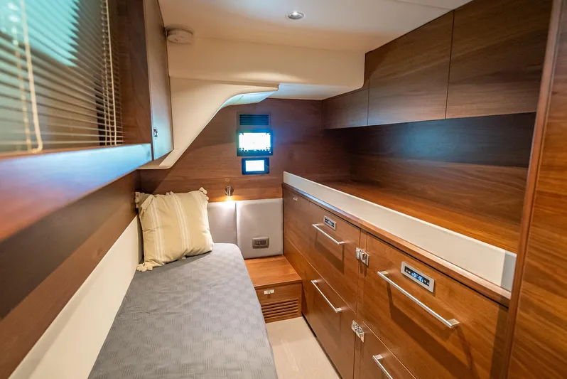 Iseablu Yacht Photos Pics 