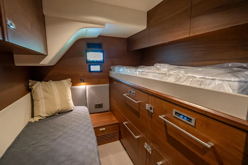 Iseablu Yacht Photos Pics 