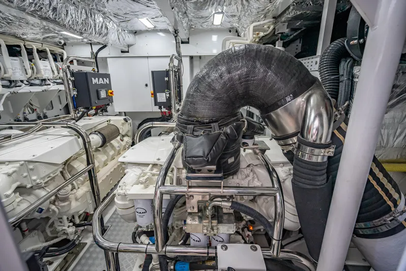 Iseablu Yacht Photos Pics 