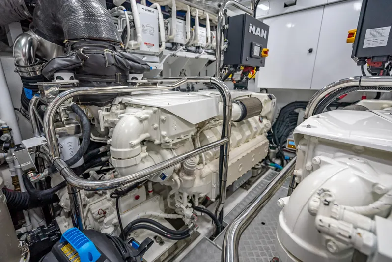 Iseablu Yacht Photos Pics 