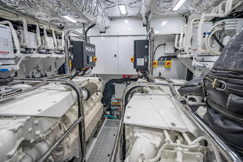 Iseablu Yacht Photos Pics 