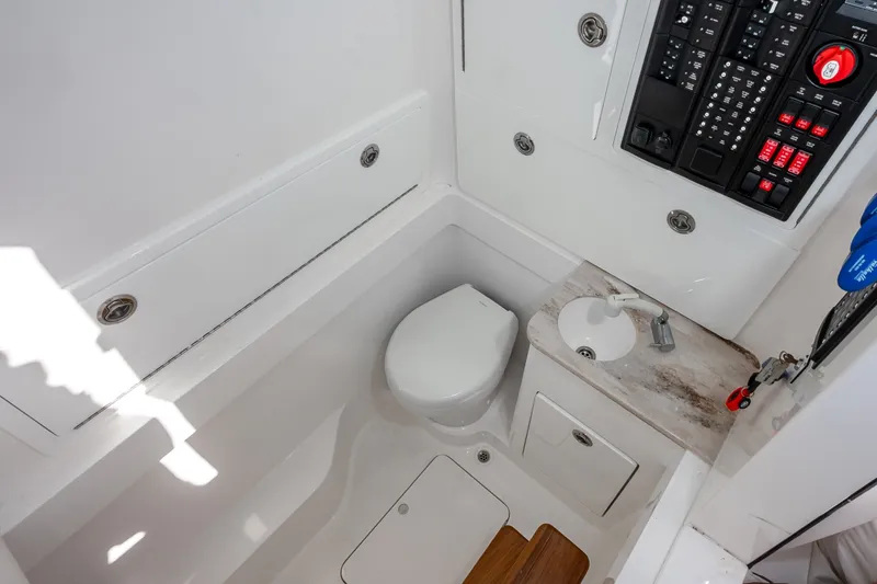 Gypsum Road Yacht Photos Pics Head and Electrical Panel