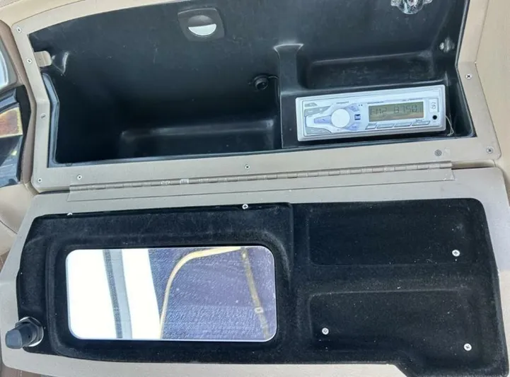  Yacht Photos Pics 2007 Cobalt 272 - Image 41