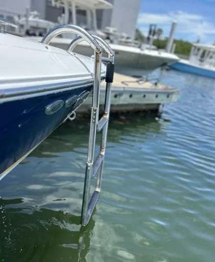  Yacht Photos Pics 2007 Cobalt 272 - Image 39