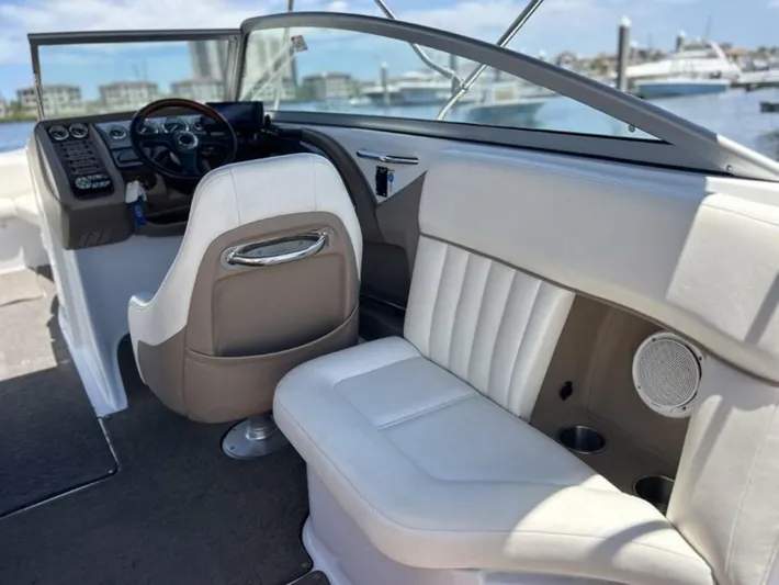  Yacht Photos Pics 2007 Cobalt 272 - Image 13