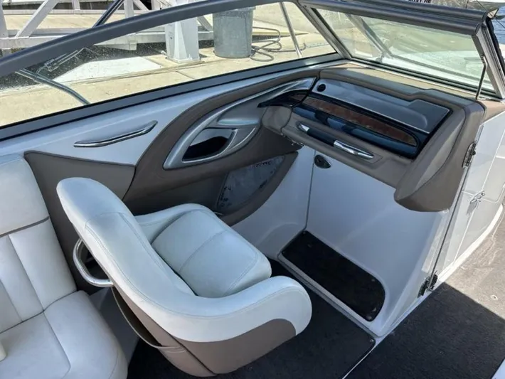  Yacht Photos Pics 2007 Cobalt 272 - Image 14