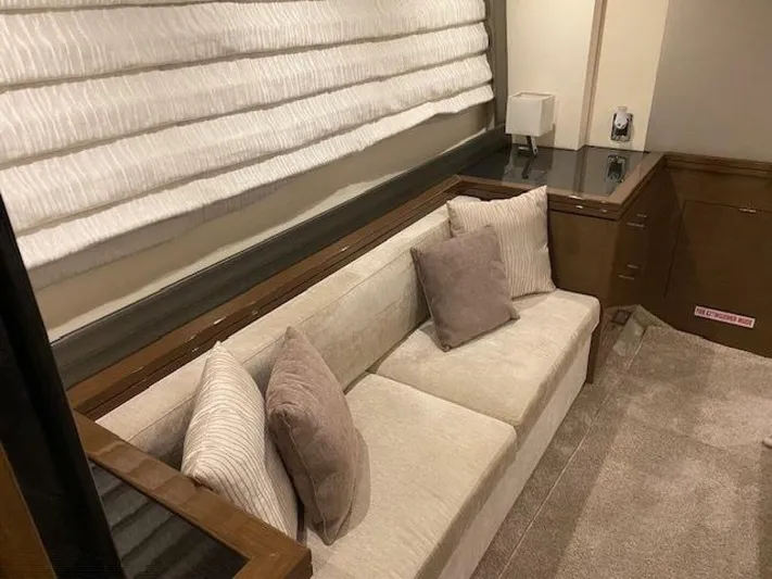 7th Heaven Yacht Photos Pics 2014 Marquis 63 Sport Yacht - Image 34