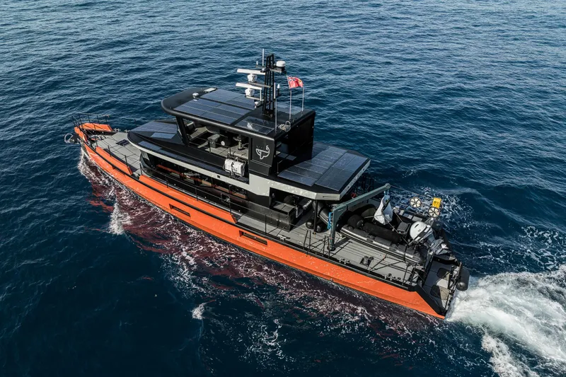 Vanguard Yacht Photos Pics 