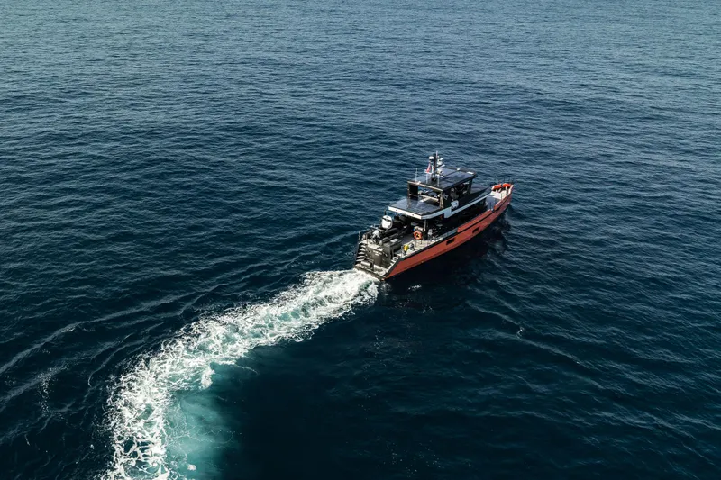 Vanguard Yacht Photos Pics 