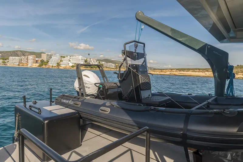 Vanguard Yacht Photos Pics 