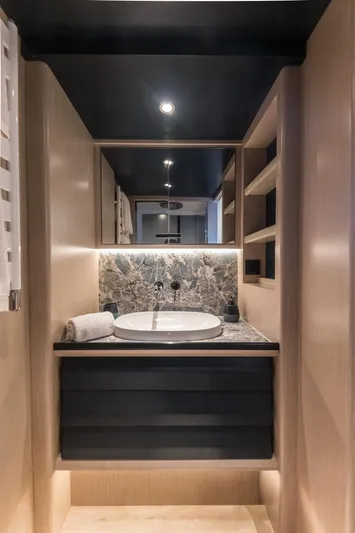 Vanguard Yacht Photos Pics 