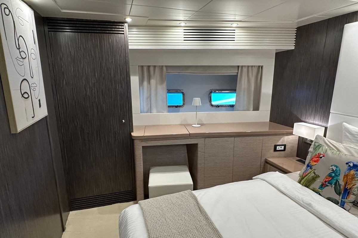 2021 Terranova Yachts 85 