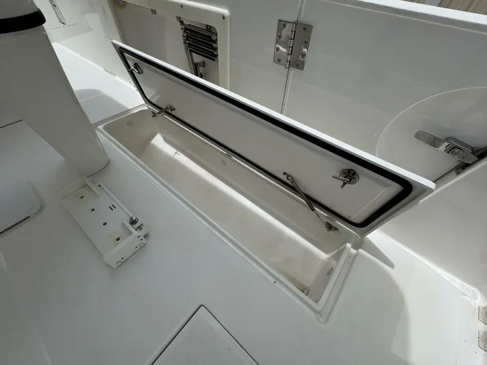 Last Cast Yacht Photos Pics 2017 Edgewater 262cc - Image 33