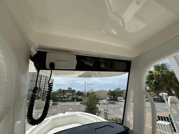 Last Cast Yacht Photos Pics 2017 Edgewater 262cc - Image 16