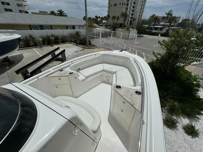 Last Cast Yacht Photos Pics 2017 Edgewater 262cc - Image 18