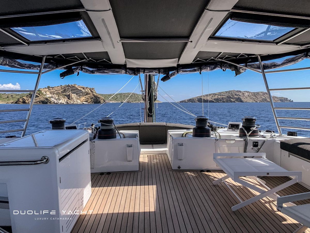 2019 Lagoon 62 