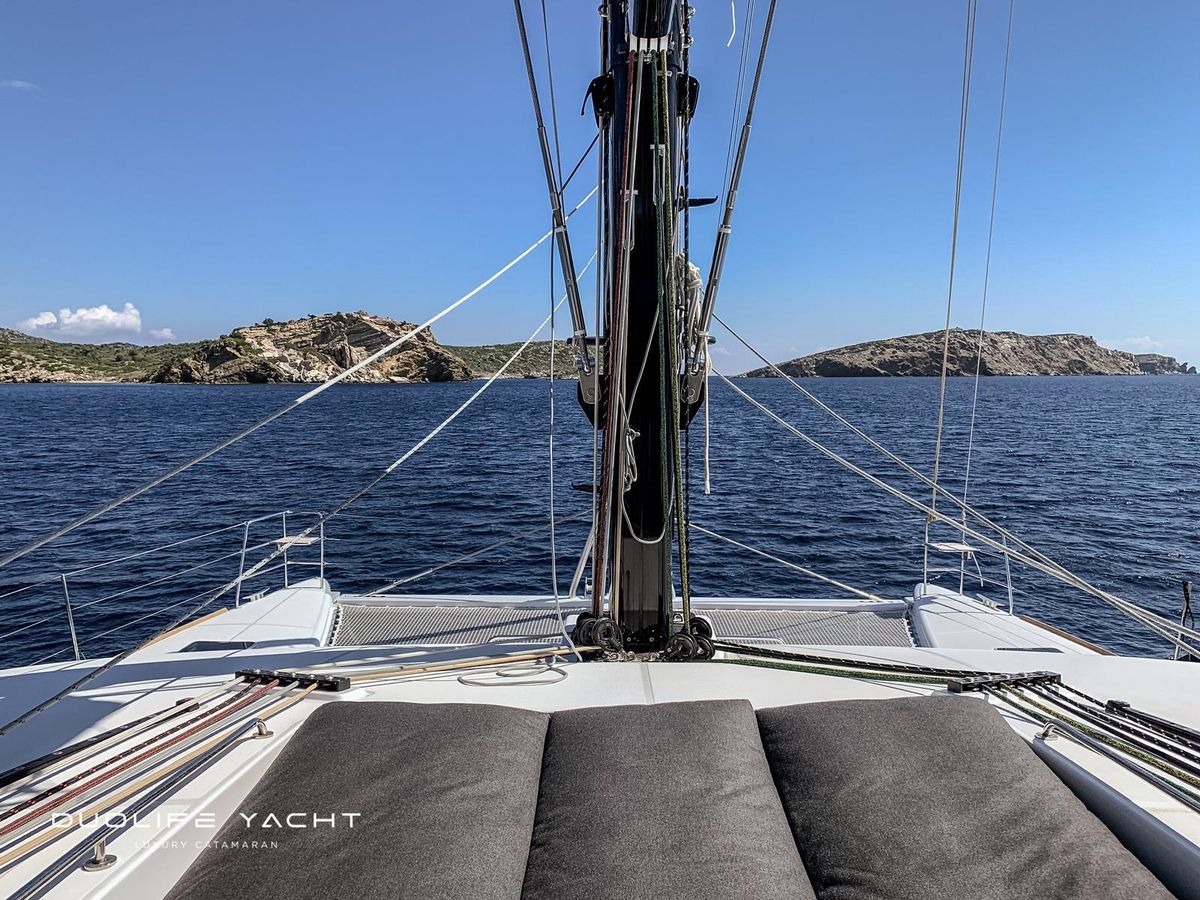 2019 Lagoon 62 