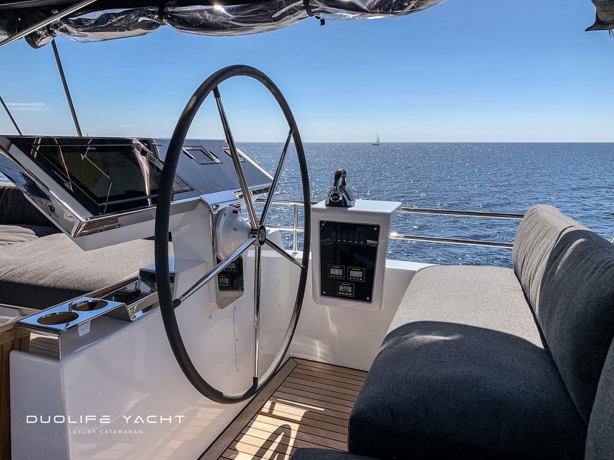 2019 Lagoon 62 