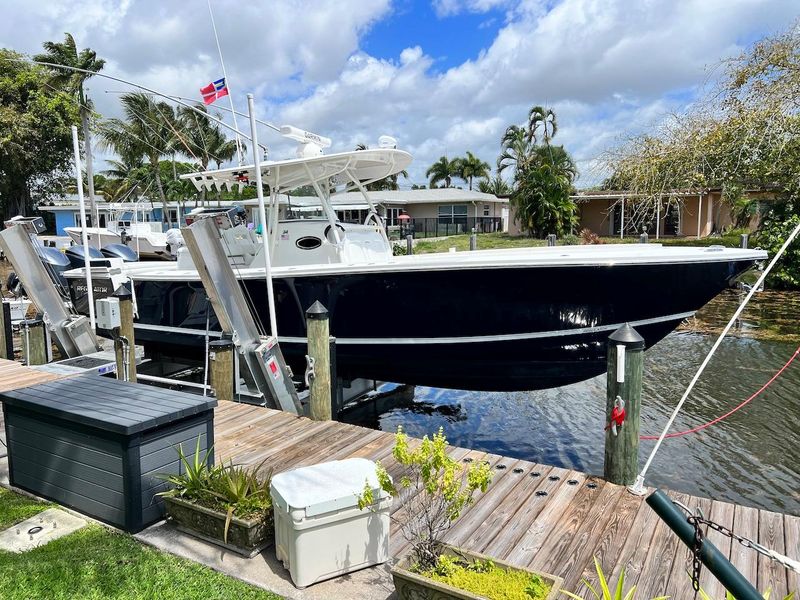 2019 Regulator 34