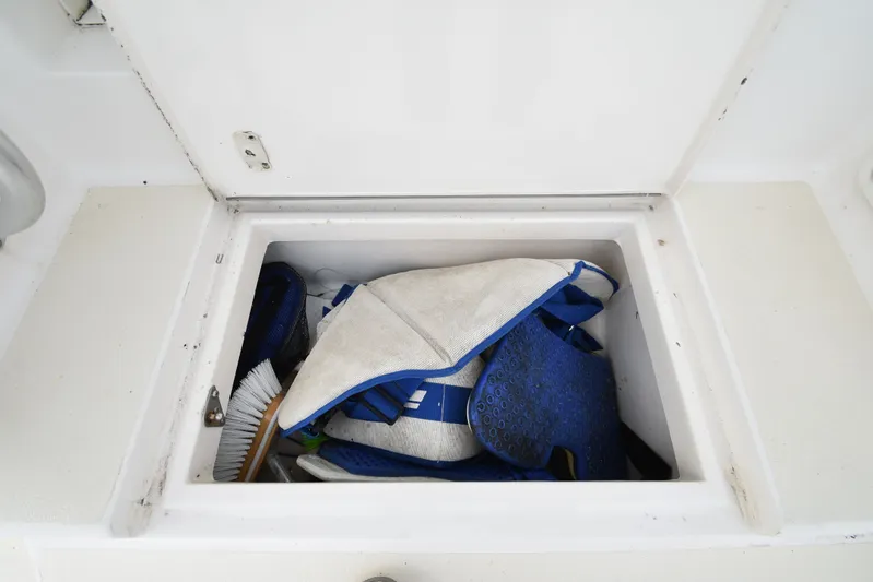 Series 60 Engines Yacht Photos Pics Storage compartment on Ocean 46 Super Sport boat, 2006.
