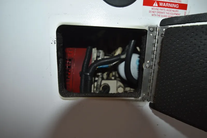 Series 60 Engines Yacht Photos Pics Engine compartment of 2006 Ocean 46 Super Sport with warning label.