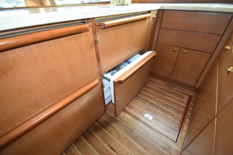 Series 60 Engines Yacht Photos Pics Kitchen area of Ocean 46 Super Sport yacht, 2006 model.