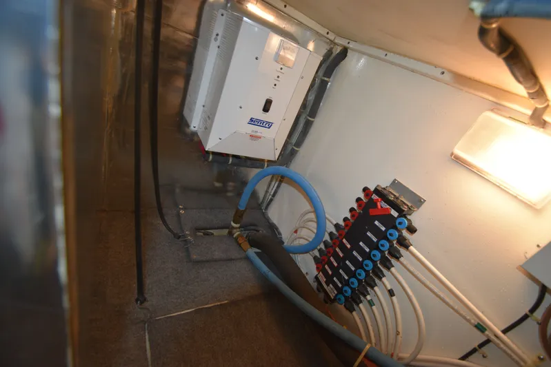 Series 60 Engines Yacht Photos Pics 