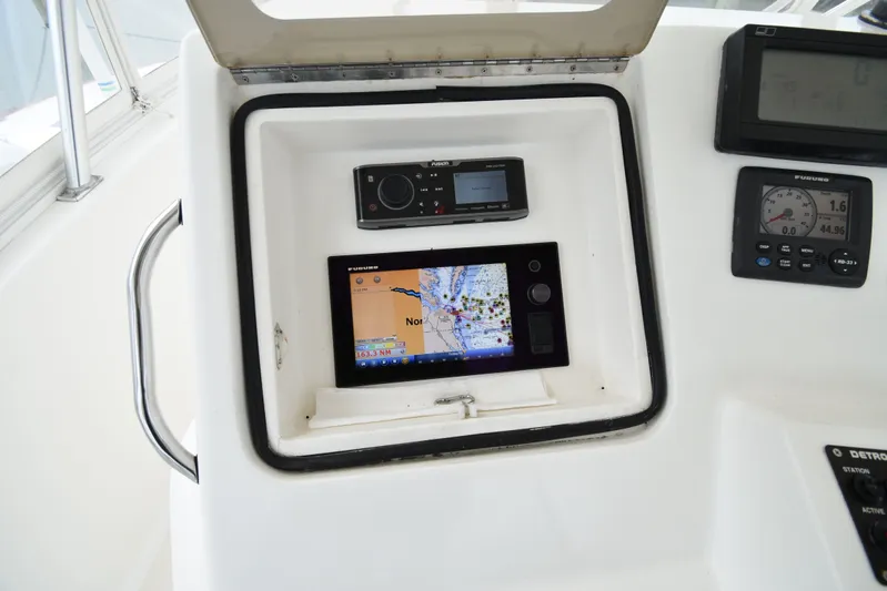 Series 60 Engines Yacht Photos Pics 