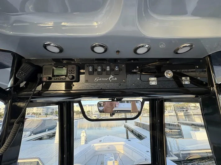  Yacht Photos Pics 2020 Sea Hunt Gamefish 27 - Image 18