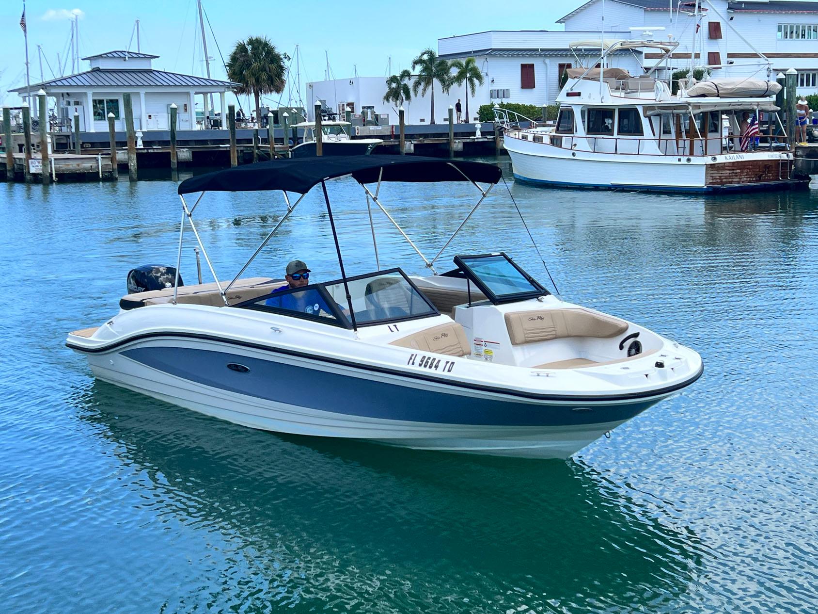 Occasion 2022 Sea Ray 210 SPX - Floride | TopBoats