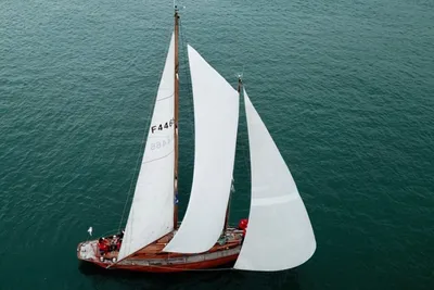 1939 Abeking & Rasmussen goélette bermudienne 15 m