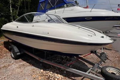 2003 Bayliner 602 Cuddy