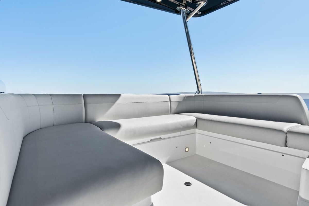 2024 Sunseeker 55 