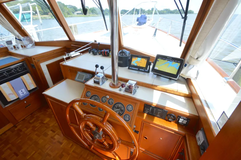 Passageway Yacht Photos Pics 