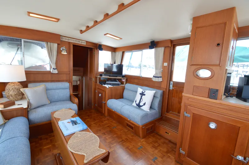 Passageway Yacht Photos Pics 