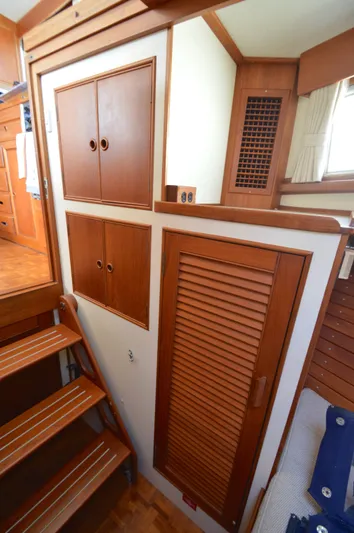 Passageway Yacht Photos Pics 